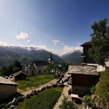 מלון Alpenblick Zeneggen